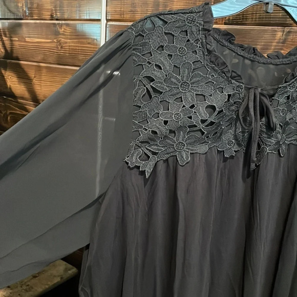 Torrid Cute Top - Picture 6 of 13